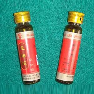 מכונת תיוג בקבוקון בקבוק יין אוטומטית לחלוטין 220V 2kw הפעלה קלה