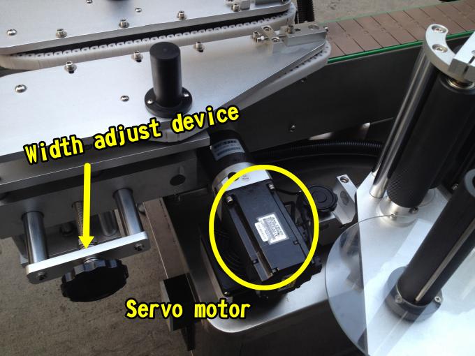 מכונת בקבוק מדבקה אוטומטית להדבקת בקבוק מול לדבק התכה חם במהירות