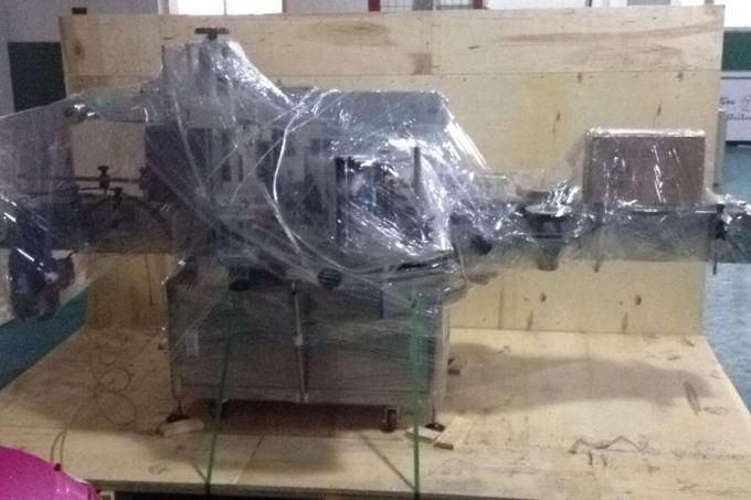 מכונת תיוג סגסוגת אלומיניום מול בקבוקון לבקבוק עגול, מכונת תיוג תעשייתית