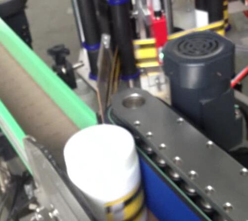 מכונת תיוג בקבוקים עגולה, מכונת בקבוקים ותוויות לצנצנת סוכר עגולה