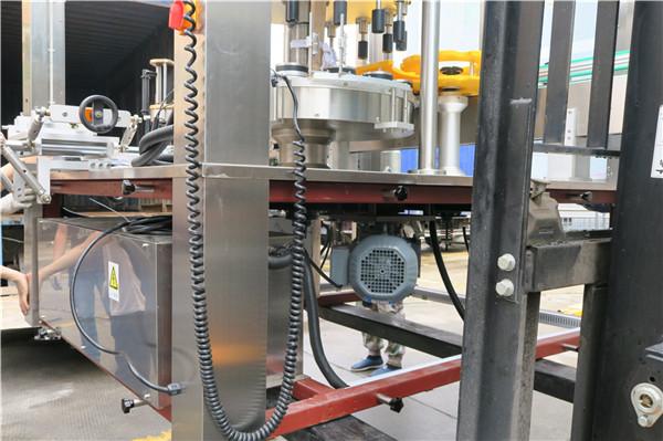 בקבוק עגול מדבקת סיבוב מדבקת מכונות תיוג עובי ≥ 30 מ"מ