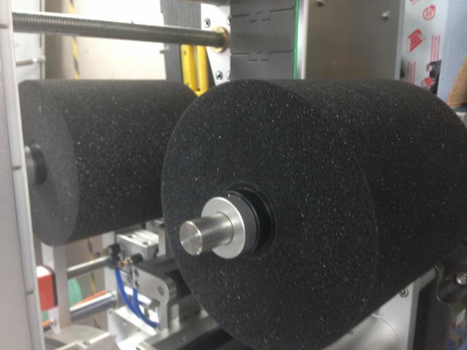 מכונת תווית בקבוקי מנוע לשרת עבור בקבוק עגול / שטוח / Sqaure