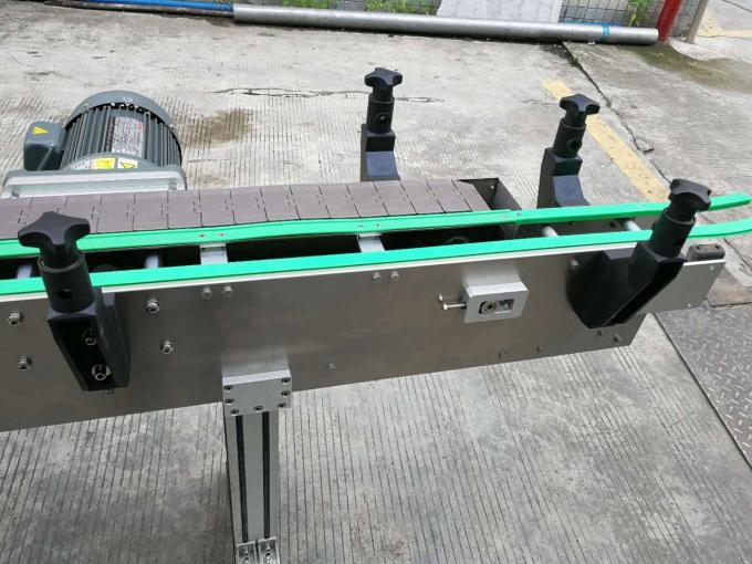 מוליך תוויות מדבקות אוטומטיות מלא, מכונת תוויות בקבוקים עם הסמכת CE