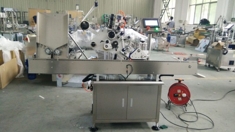 סין במהירות גבוהה פחיות עגולות קטנות תווית מכונה דבק, עין בקבוק שחור מדבקת תווית מכונת עבור ספקי קוסמטיקה