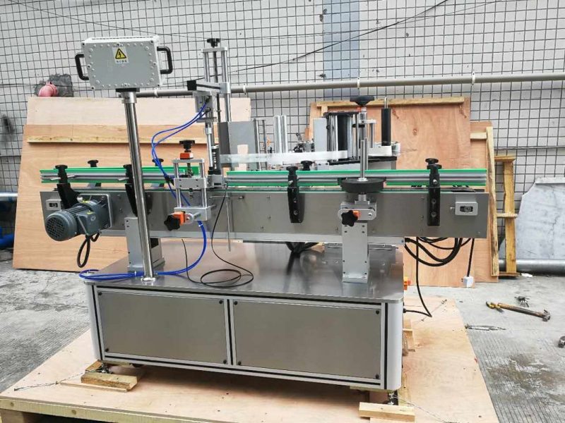 סין Pawpaw / גויאבה מכונת תוויות בקבוק עגולה עבור ספק שדה